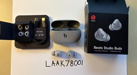 Used
													Beats Studio Buds - Gray, photo 2 of 10