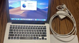Good
													MacBook Air 2017 - 13" - I5, Silver, 128 GB, 4 GB, photo 1 of 12