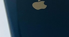 Fair
													Apple iPhone SE 3rd Gen 2022 - AT&T, Midnight, 64 GB, A2595, photo 4 of 8
