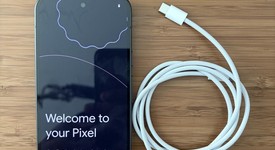 Mint
													Google Pixel 9 - US Mobile, Obsidian, 128 GB, 12 GB, G2YBB, photo 3 of 8