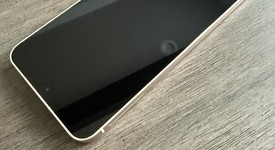 Mint
													Samsung Galaxy S25 - Unlocked, Pinkgold, 128 GB, 12 GB, SM-S931U1, photo 2 of 17