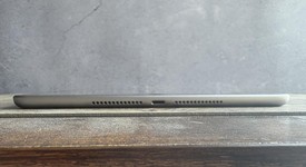Mint
													Apple iPad 6th Gen - Wi-Fi, Silver, 32 GB, A1893, photo 4 of 10
