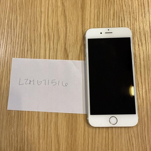 Apple iPhone 6S - Unlocked, 64 GB, Gold, A1688