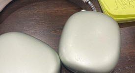 Used
													Apple AirPods Max - Green, photo 4 of 8