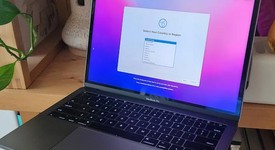 Good
													MacBook Pro 2017 (No Touch Bar) - 13" - I5, Gray, 256 GB, 8 GB, photo 2 of 6