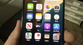 Mint
													Apple iPhone 15 - Unlocked, Black, 128 GB, A2846, photo 4 of 14