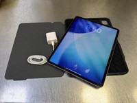 Apple iPad Pro 12.9" 6th Gen 2022