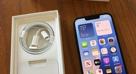 Mint
													Apple iPhone 13 - Unlocked, Midnight, 128 GB, A2482, photo 2 of 8
