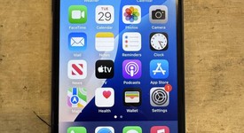 Fair
													Apple iPhone SE 3rd Gen 2022 - T-Mobile, Midnight, 64 GB, A2595, photo 1 of 11