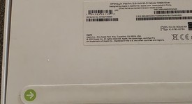 New
													Apple iPad Pro 12.9" 6th Gen 2022 - Unlocked, Silver, 128 GB, photo 5 of 6