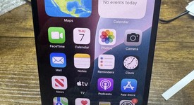 Mint
													Apple iPhone 16e - Unlocked, Black, 256 GB, A3212, photo 5 of 7