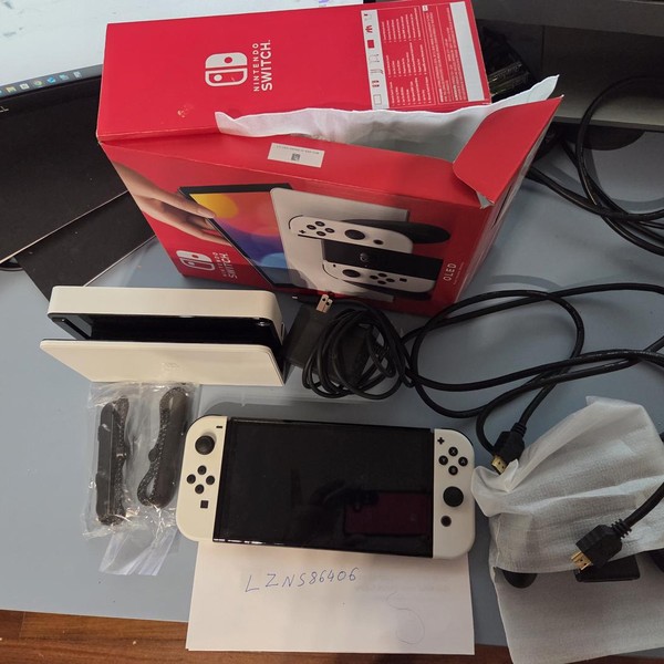 Nintendo Switch - OLED - White, 64 GB