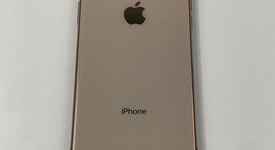 Mint
													Apple iPhone Xs - Unlocked, Gold, 256 GB, A1920, photo 3 of 7