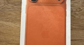 New
													Apple iPhone 17 Pro Max - AT&T, Cosmic Orange, 256 GB, A3257, photo 3 of 3