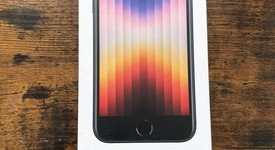 New
													Apple iPhone SE 3rd Gen 2022 - Unlocked, Midnight, 64 GB, A2595, photo 1 of 4