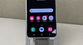 Mint
													Samsung Galaxy S22 - Unlocked Non-US, Black, 128 GB, 8 GB, SM-S901E/DS, photo 2 of 10