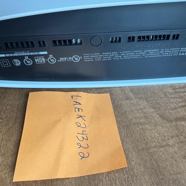 PlayStation 5 Standard Edition (2020) - 825 GB, White, Standard Edition