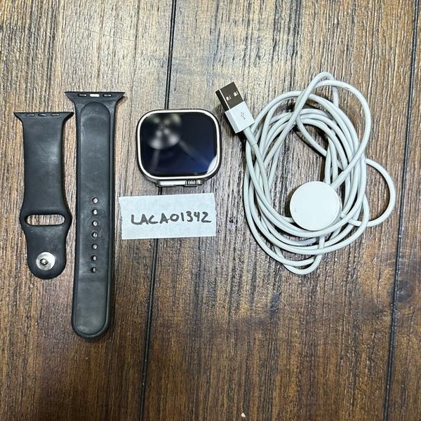 Apple Watch Ultra 2 49mm - Unlocked, Natural, A2986