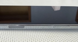 Mint
													Apple iPhone Air - Unlocked, Sky Blue, 256 GB, A3260, photo 4 of 14