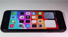 Good
													Apple iPhone SE 3rd Gen 2022 - AT&T, Midnight, 64 GB, A2595, photo 2 of 9