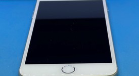 Fair
													Apple iPhone 8 Plus - Unlocked, Silver, 64 GB, A1897, GSM, photo 2 of 5