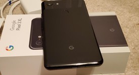 Mint
													Google Pixel 3 XL - Verizon, Black, 128 GB, Verizon Edition, photo 4 of 10