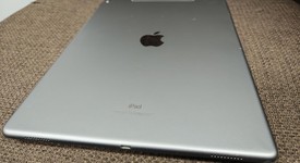 Good
													Apple iPad Pro 12.9" 2nd Gen 2017 - AT&T, Gray, 256 GB, photo 3 of 4