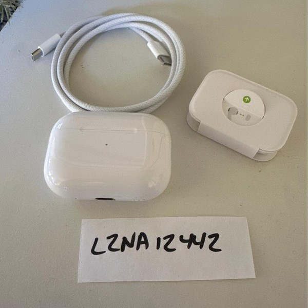 Apple AirPods Pro 2 - USB-C