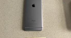 Good
													Apple iPhone 6S - AT&T, Grey, 32 GB, A1633, photo 4 of 5