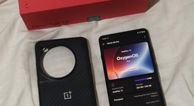 Good
													OnePlus 12 - Unlocked, Black, 256 GB, 12 GB, CPH2583, photo 1 of 8