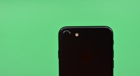 Fair
													Apple iPhone 7 - Verizon, Black, 32 GB, A1660, photo 1 of 7
