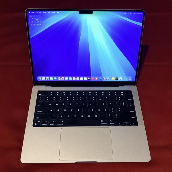 MacBook Pro 2021 - 14 inch - 1 TB, Silver, 16 GB, Apple M1 Pro 10-core