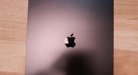 Good
													Apple iPad Pro 13" (M5) 2025 - Wi-Fi, Apple M5 9-Core, Space Black, 256 GB, A3360, Standard Glass, photo 3 of 11