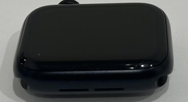 Good
													Apple Watch SE 2nd Gen 40mm - Midnight, A2722 - GPS, Aluminum, photo 3 of 7