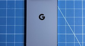 Mint
													Google Pixel 10 Pro - Unlocked, Moonstone, 256 GB, G4QUR, photo 3 of 14