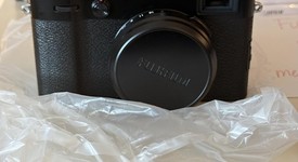 Mint
													Fuji X100V - Black, photo 3 of 5