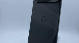 Good
													Google Pixel 10 - Unlocked, Obsidian, 128 GB, GLBW0, photo 4 of 5