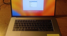 Good
													MacBook Pro 2017 (With Touch Bar) - 15" - I7, Gray, 512 GB, 16 GB, photo 1 of 13