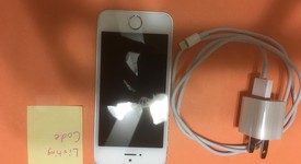 Good
													Apple iPhone SE 1st Gen 2016 - Unlocked, Silver, 128 GB, A1723, photo 1 of 5