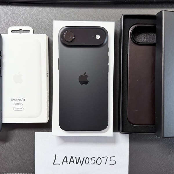 Apple iPhone Air - Unlocked, Space Black, 256 GB, A3260