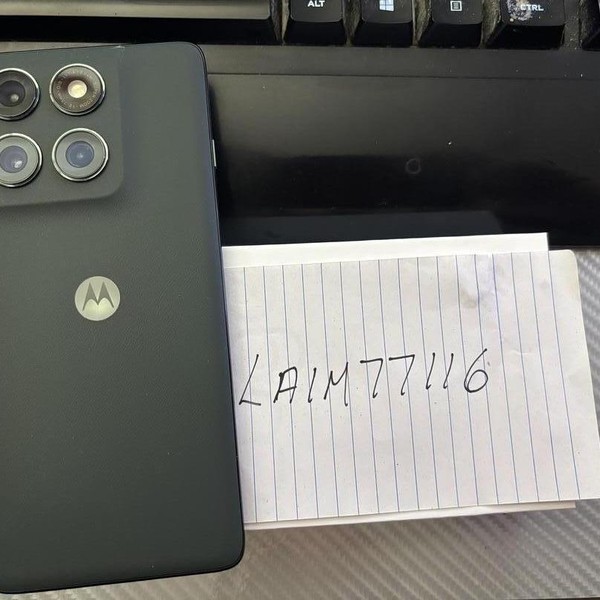 Motorola Edge (2025) - Metro by T-Mobile, 256 GB
