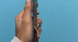 Good
													Apple iPhone 13 Pro Max - Unlocked, Gold, 256 GB, A2484, photo 3 of 6