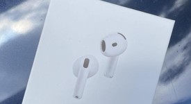 Used
													Apple AirPods 4th Gen - Standard, photo 3 of 3