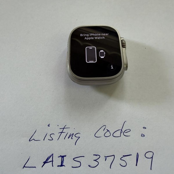 Apple Watch Ultra 49mm - AT&T, Titanium, A2622