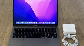 Good
													MacBook Pro 2016 (No Touch Bar) - 13" - Gray, 256 GB, 8 GB, photo 1 of 6