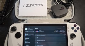Mint
													Asus ROG Ally 7" - Z1 Extreme, White, 512 GB, 16 GB, Ryzen Z1 Extreme, photo 1 of 14