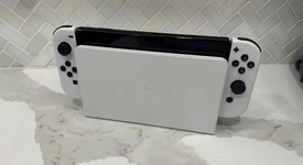 Mint
													Nintendo Switch - OLED - White, 64 GB, photo 5 of 9