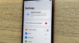 Mint
													Apple iPhone SE 3rd Gen 2022 - Unlocked, Red, 128 GB, A2595, photo 4 of 10