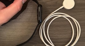 Good
													Apple Watch Series 9 45mm - Unlocked, Midnight, A2984 - Cellular, Aluminum, photo 4 of 5