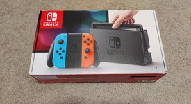 Good
													Nintendo Switch - Red & Blue, 32 GB, photo 5 of 6